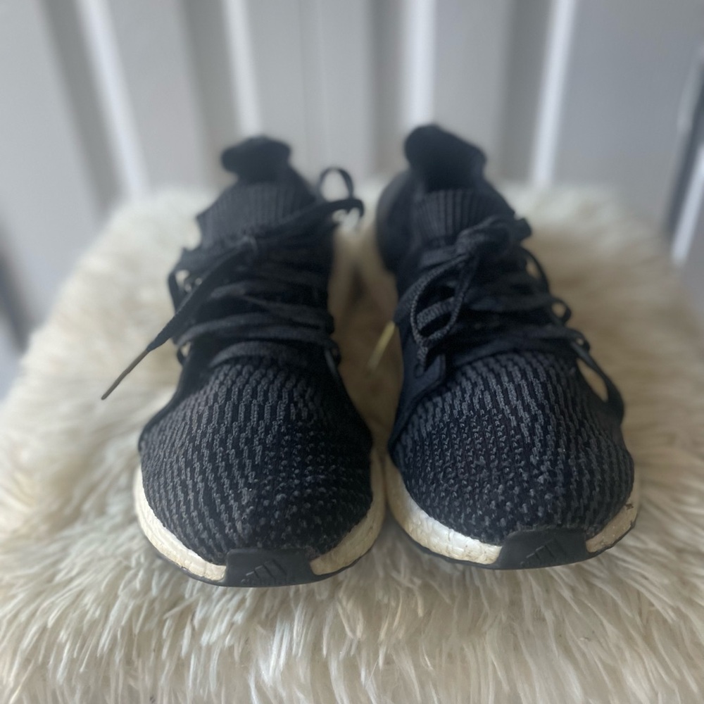 Ultra Boost Sneaker